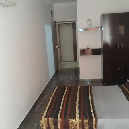 Lara Camlik Homestay *